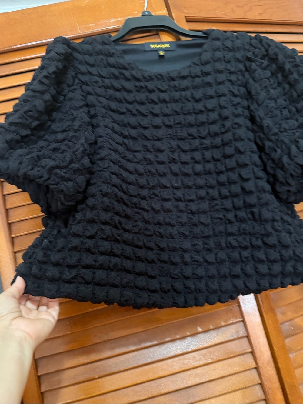 Sugarlips Black Textured Puff Sleeve Blouse - Picture 2 of 11